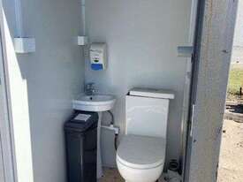 2 Toilet Portable Unit - picture0' - Click to enlarge