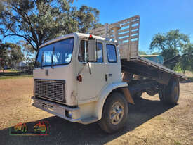 (7801) 1979 IH-1830b Acco Tip Truck (Violet Town, VIC) - picture1' - Click to enlarge