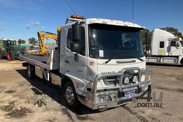 2013 Hino FD7J Tilt / Slide Tray