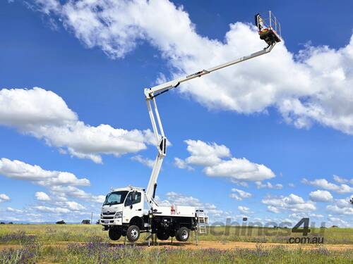 caption Truck Mounted Lift: Waimea E209PX - Versatile Package for Heavy Duty Applications!