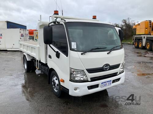 2018 Hino 300 Wide 2 Tipper Single Cab