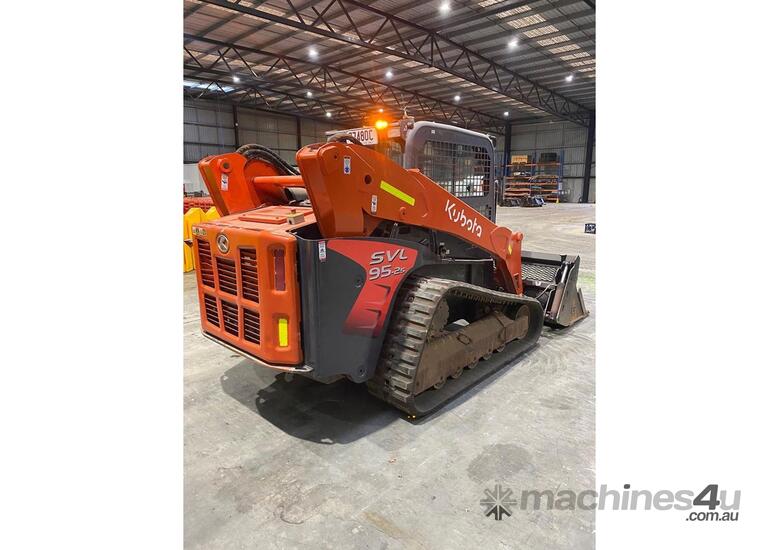 caption 2017 KUBOTA SVL95-2S Track Loader with 4in1 Bucket