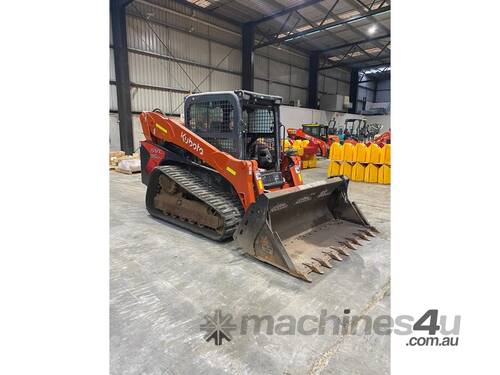 2017 KUBOTA SVL95-2S Track Loader with 4in1 Bucket