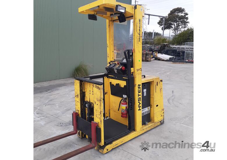 caption K1.0L Battery Electric Order Picker