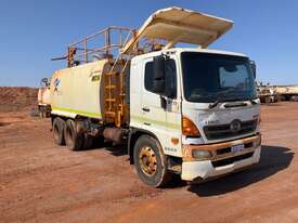 2013 Hino Water Cart - picture0' - Click to enlarge