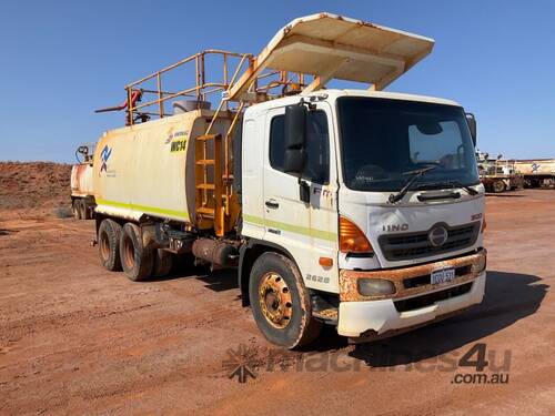 2013 Hino Water Cart