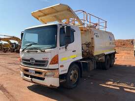 2013 Hino Water Cart - picture1' - Click to enlarge