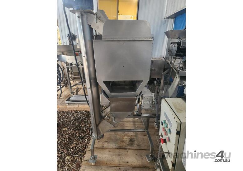 Crumbing machine