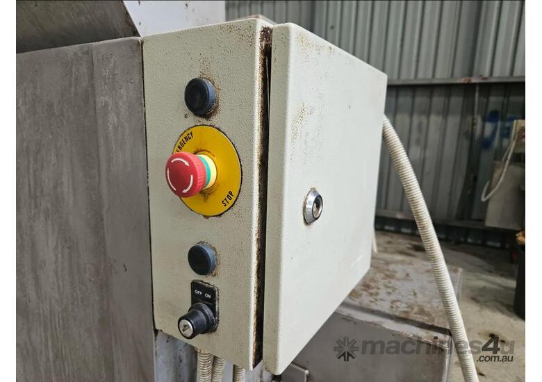 caption Paddle Animal Feed Mixer Machine