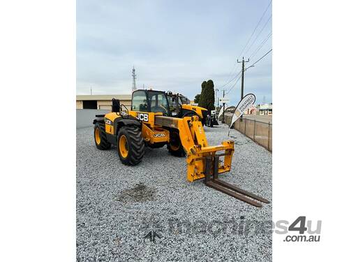 2014 JCB 531-70 Agri Telehandler