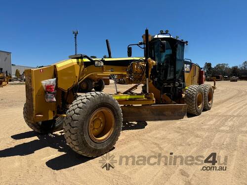 2019 Caterpillar 140M Grader – Road Maintenance, Rear Ripper, Front Counterweight