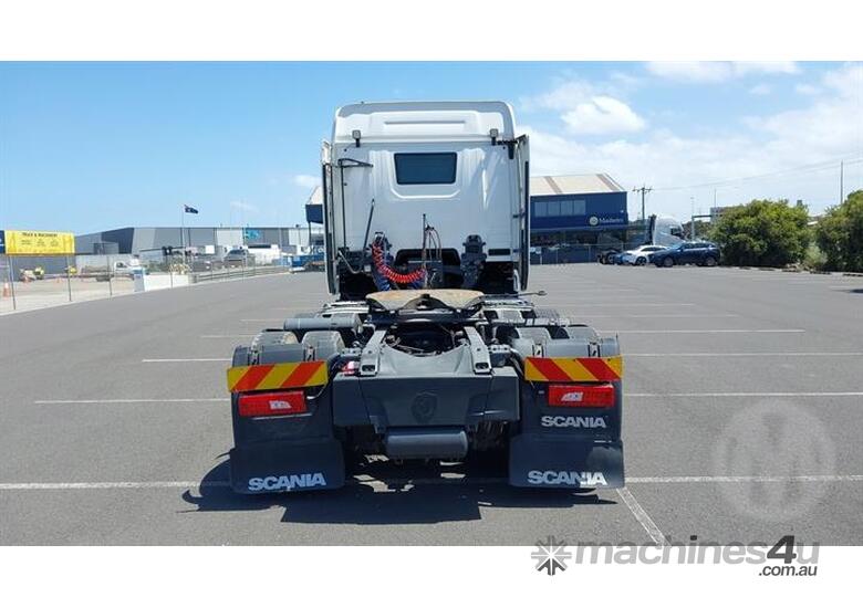 caption Scania R500