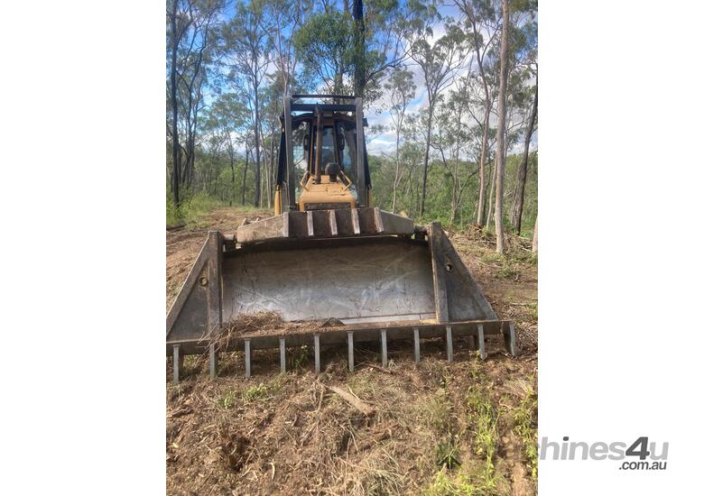 2005 CAT D3G XL 6700 Hours 