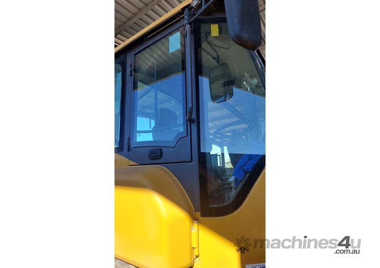 SDLD LG918 Loader - $40,000 + GST