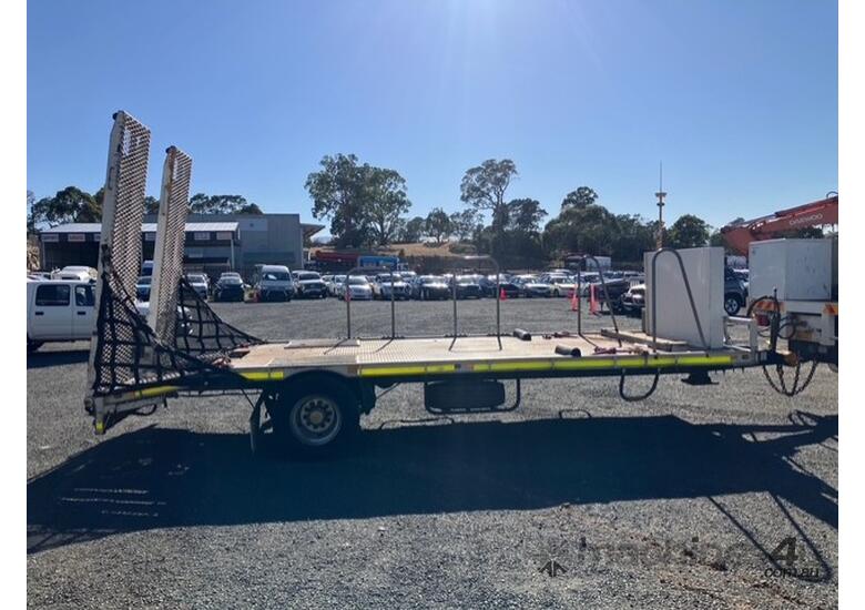 caption 2012 Custom Beaver Tail Single Axle Beaver Tail Plant Trailer