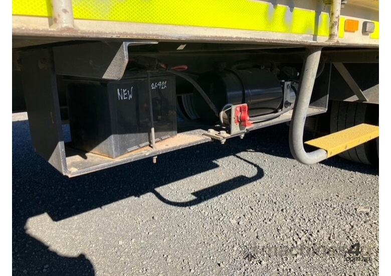 caption 2012 Custom Beaver Tail Single Axle Beaver Tail Plant Trailer