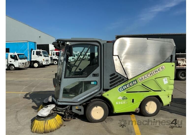 caption Green Machine 636HS Street Sweeper