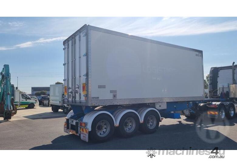 caption Genuine Truck Bodies Refrigerated