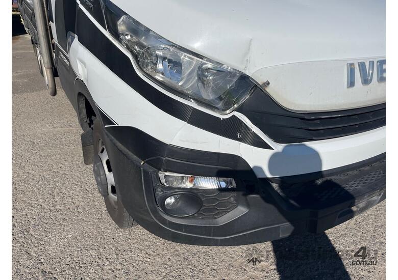 caption 2018 Iveco Daily 45 170 Table Top