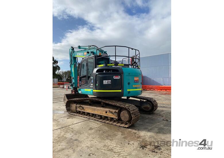 caption 2018 Kobelco Sk235sr-2