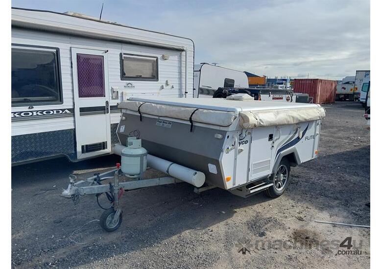 caption Jayco Flite