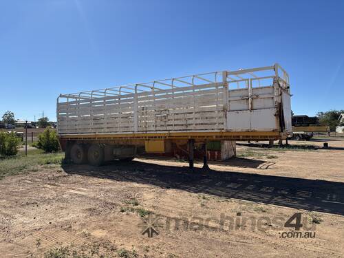 1965 Haulmark Dual Axle Single Deck