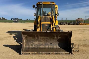 Jcb 2002   3CX BACKHOE