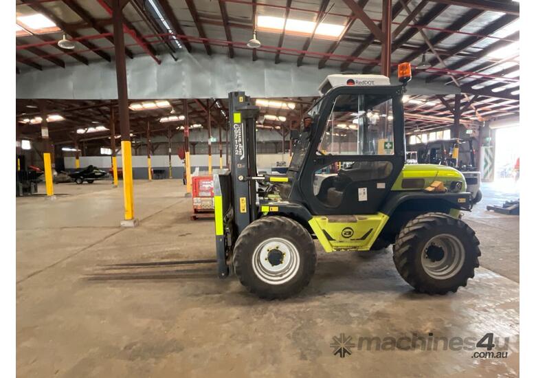 caption 2019 Agrimac TH-350 Forklift
