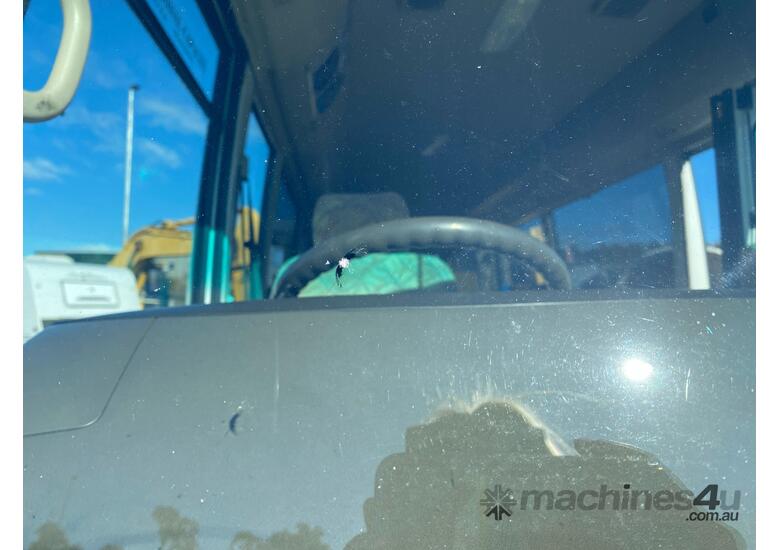 caption 2011 Mitsubishi Fuso Rosa BE600 24 Seater Bus
