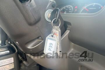 2018 Mitsubishi Fuso Rosa Bus