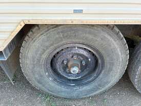 2011 Traymark Workvan Caravan Tandem Axle Site Caravan - picture2' - Click to enlarge