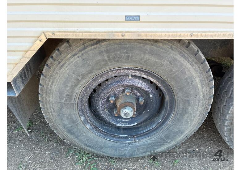 caption 2011 Traymark Workvan Caravan Tandem Axle Site Caravan
