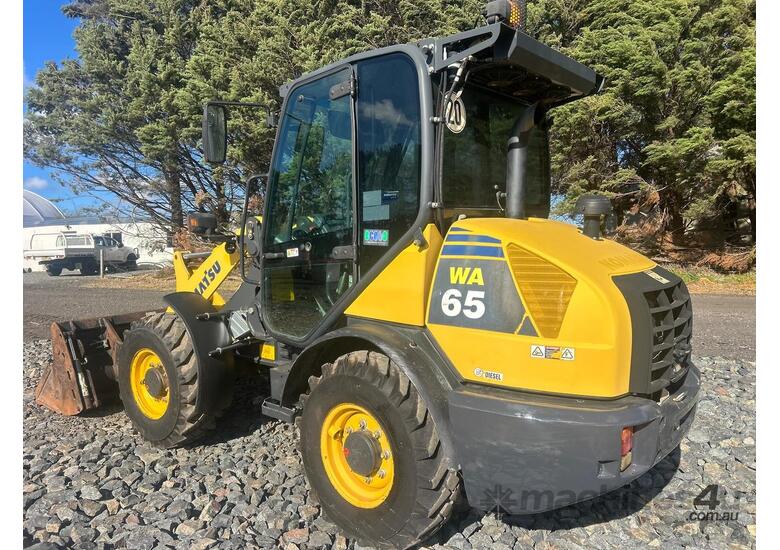 2013 Komatsu WA65-6