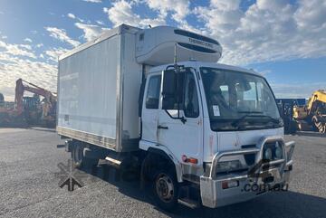 2010 Nissan UD MK6 Fridge Pantech