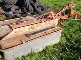 Kuhn PZ-CM165 Drum Mower - picture0' - Click to enlarge