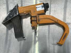 Bostitch Model 3 Flooring Staple Gun - picture0' - Click to enlarge