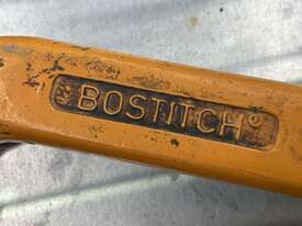 Bostitch Model 3 Flooring Staple Gun - picture2' - Click to enlarge