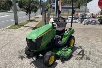 John Deere 1023e compact tractor