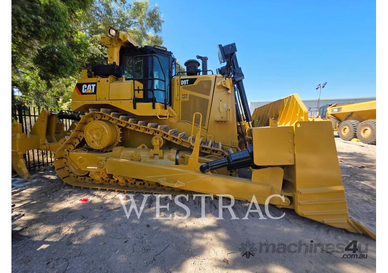 CAT D 9 T Track Type Tractors