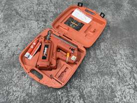 Paslode Framing Nail Gun **UNRESERVED** - picture2' - Click to enlarge