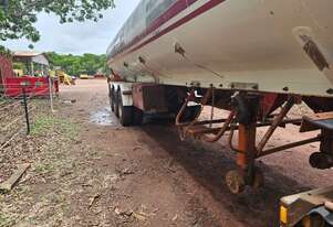 Holmwood Highgate 35,000L Water Trailer Air Operated