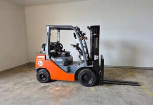 Toyota 8FG25 IC Truck - 2.5 tonne