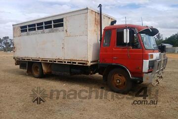 Ud 1986 NISSAN   CMA TRUCK