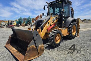 Case 2017   580ST Extender Hoe