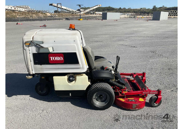 Toro Z Master 8000 Series Zero Turn Ride On Mower
