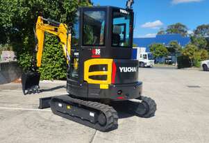 Yuchai U35 3.5ton Zero Swing A/C Cabin excavator