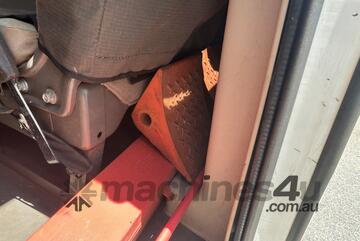 Mitsubishi 2013   ROSA Bus