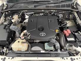 2023 Toyota Hilux SR5 4x4 Dual Cab Utility (Diesel) (Auto) - picture0' - Click to enlarge