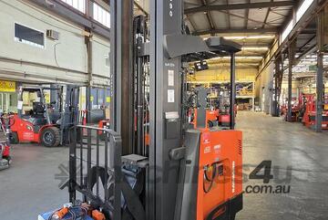 Raymond 772-R45TT Only 2990 genuine working hours