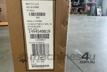 Fuji Conductor 2.1 Intl 19 Bike